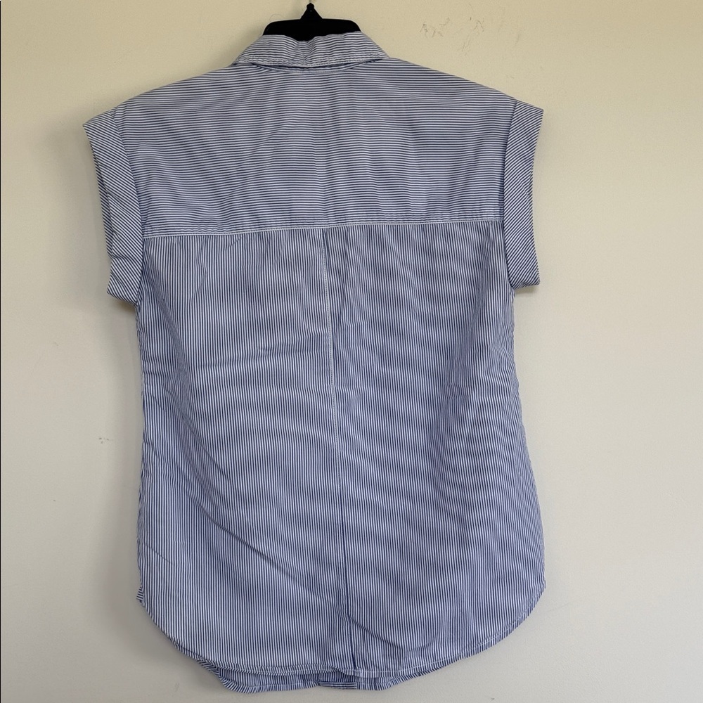 J. Crew Women’s Blue Pinstripe Casual Shirt - Picture 7 of 7